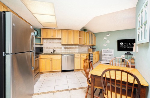 Schulte Park Condo | Pool/Beach Open! Oceans Atrium One-Ocean View #403