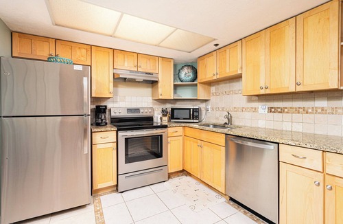 Schulte Park Condo | Pool/Beach Open! Oceans Atrium One-Ocean View #403