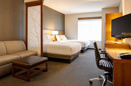 South Side Hotel | Pool & Breakfast Near Texas State Aquarium, USS Lexington & North Beach - 2 Unit
