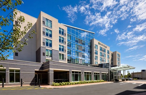 South Side Hotel | Pool & Breakfast Near Texas State Aquarium, USS Lexington & North Beach - 2 Unit