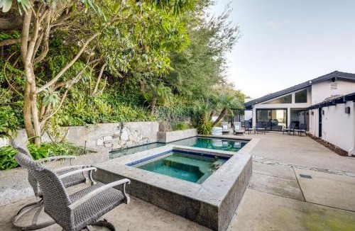 Hidden Valley House | Pool & Coastline Views: Luxe La Jolla Home