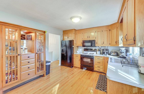 Naugatuck Apartment | Pool, Deck & Grill: Spacious Apt in Naugatuck!