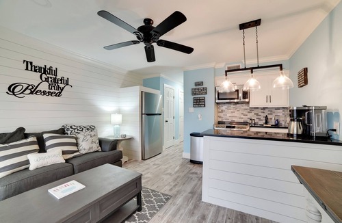 North Beach Condo | Pool & Direct Beach Access: Corpus Christi Escape