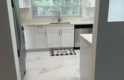 North Miami Beach House | Pool entire house 3bed 2bath and sofa bed