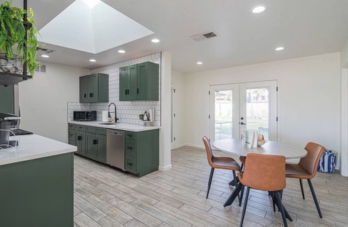 Encanto House | Pool + Fire Pit + Games Phoenix Oasis