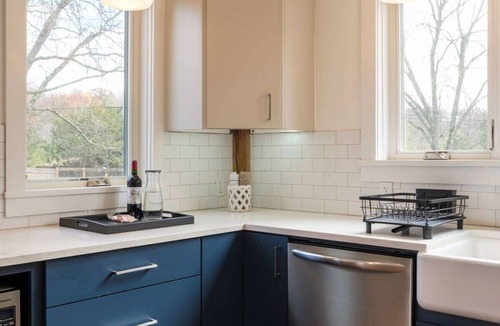 Germantown House | Pool, Fireplace, Converted Barn! - Chic Barn House