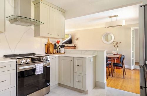 Burlington House | Pool, Foosball, 2 living rms