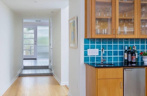 Westfield House | Pool, Free Parking, King Bed - The Casa - Portoro