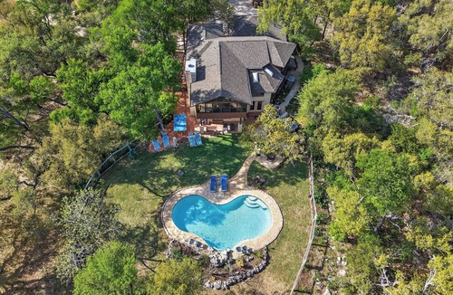 Driftwood House | Pool & Game Room - Elevated Rustic - Sleeps 12!