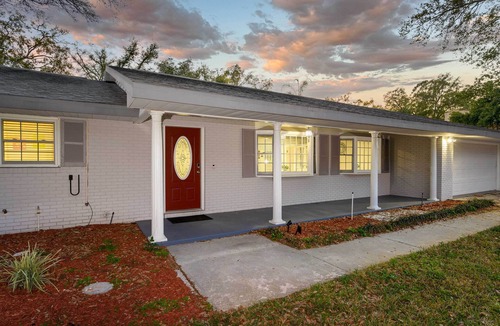 Brandon House | Pool & Game Room: Spacious Brandon Home