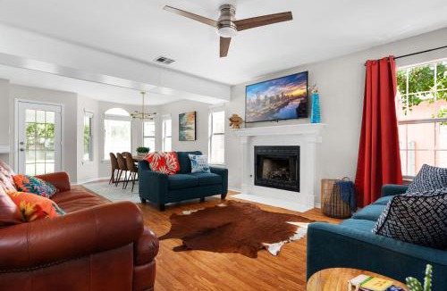 The Hermitage House | Pool Getaway Movie Room Games Yard BBQ Pets