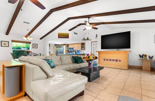 Clearwater House | Pool Golf Home - Families and Pet's Welcome!
