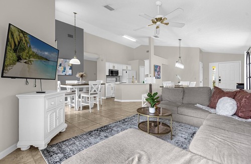 Westridge House | Pool, Grill, 4 Bedrooms