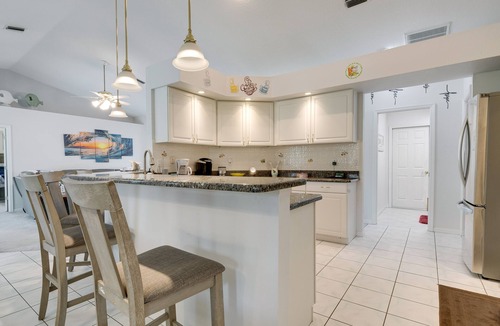 Spring Hill House | Pool, Grill & Golf Course Views: Spring Hill Stay!