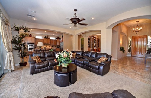 Palm Valley House | POOL HEAT INCLUDED NOV & DEC 2026 - DAY DREAM OASIS! Three guest suites!