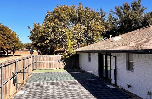 Plano House | Pool, Heated spa, Sports court, BBQ