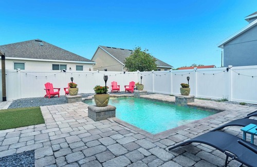Port Tampa City House | POOL, Hollywood Glam Room, Man Cave, Games
