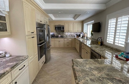 Costa Mesa House | Pool Home away from home near Beaches/Disneyland and shopping! Clean and quiet.