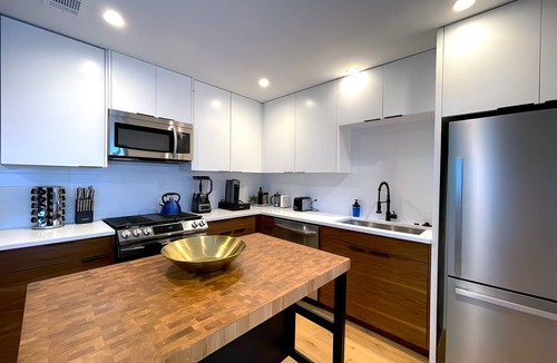MLK House | Pool Home Encore: 6min drive to Rainey St