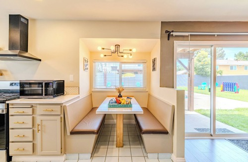 Patton House | Pool Home near Yaamava'a/4BR/Billiard Table/Arcade Games/Sleeps12