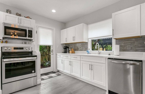 Riverside Heights House | Pool Home Oasis - Home for five
