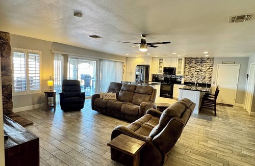 Sunridge Estates House | Pool Home with Views that go on forever! Have YOUR OWN PRIVATE OASIS!