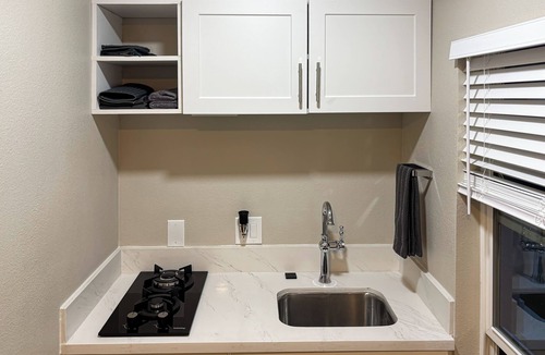 Perris Apartment | Pool & Hot Tub Access: Cozy Perris Tiny Home