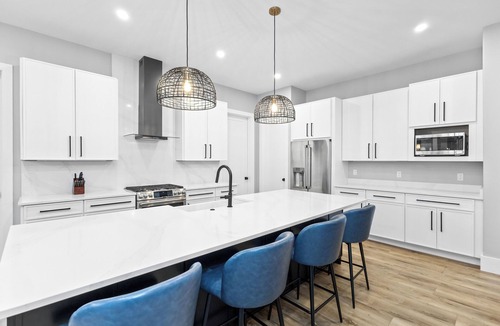 Grand Beach House | Pool, Hot Tub All Year! Fire Pit, Sauna, Walk To Beach