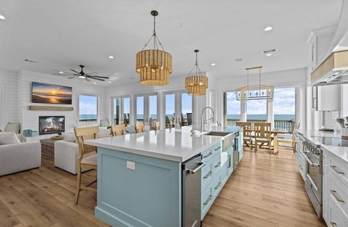 Crystal Beach House | Pool | Hot Tub | Beachfront | Fenced Yard