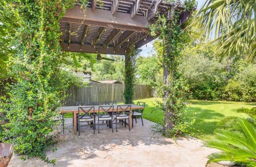 Manvel House | Pool & Hot Tub: Family-Friendly Houston Area Home!
