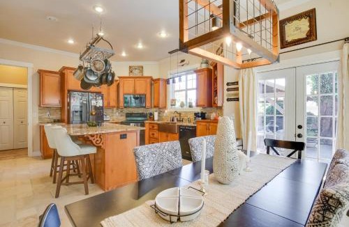 Central Oregon House | Pool, Hot Tub + Fire Pit: Family Home By U of O!