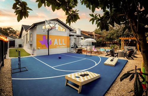 North Central Thousand Oaks House | Pool + Hot Tub + Firepit + Arcade + Movie Room + More