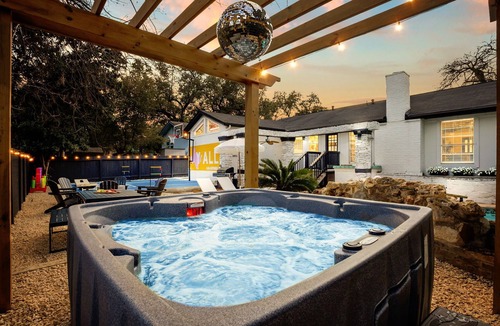 North Central Thousand Oaks House | Pool + Hot Tub + Firepit + Arcade + Movie Room + More