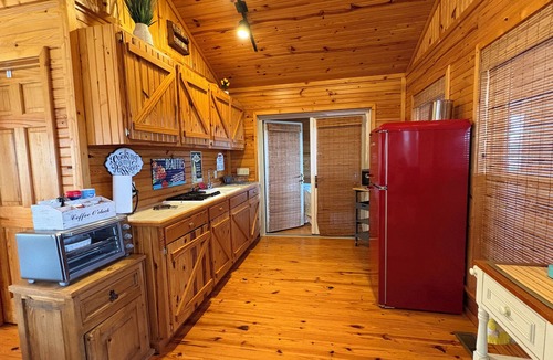Pleasant Grove Cabin | Pool,hot tub, lake, river and an exquisite cabin. Experience the Ozarks!
