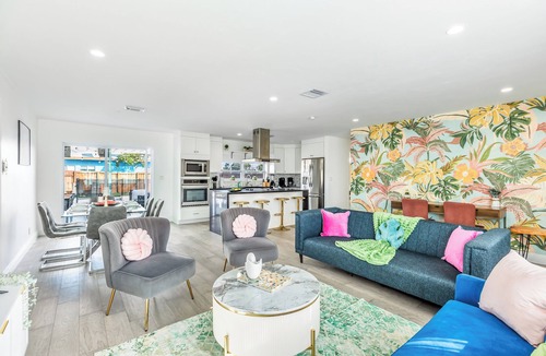 Deerfield Beach House | Pool, Hot Tub & Putting Green near Deerfield Beach | Oasis on Fourth