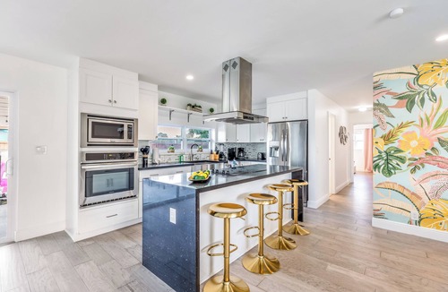 Deerfield Beach House | Pool, Hot Tub & Putting Green near Deerfield Beach | Oasis on Fourth