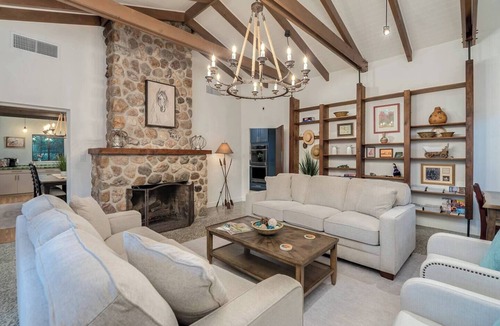 Sam Hughes House | Pool & Hot tub! Sam Hughes University Lux!Walkable