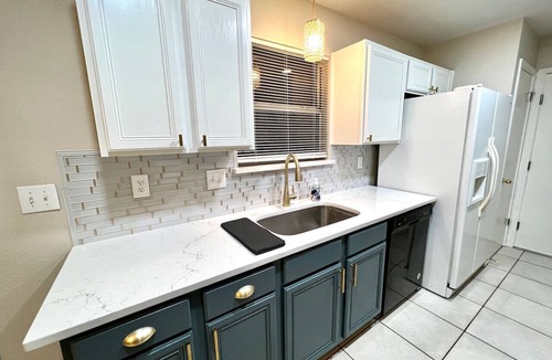 San Antonio House | Pool+Hot Tub! SixFlags/SeaWorld/Ntl Shooting Range