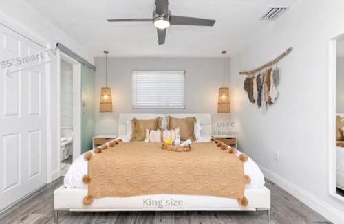 Driftwood House | Pool House 3B-2B King Bed - BBQ - EV