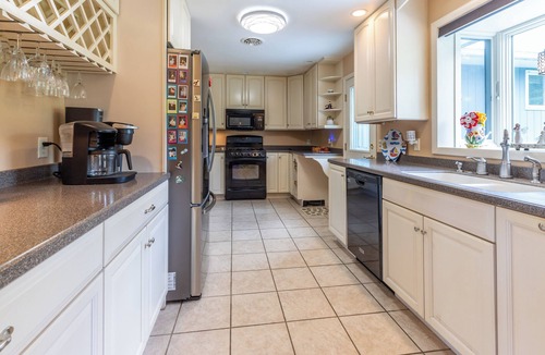Canandaigua House | Pool house - 4 bedroom 3 bathroom home with indoor pool