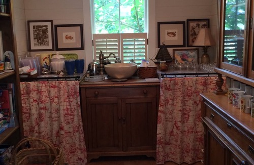 Long Beach House | Pool House at Shell House Estate