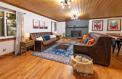 Lookout Valley Neighborhood Association House | Pool House Group