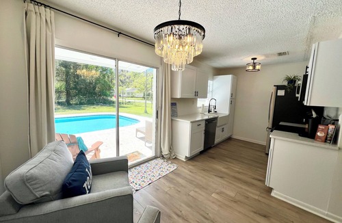 Hastings House | Pool house