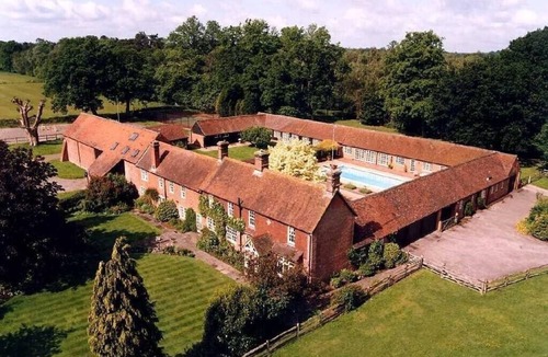 Guildford Apartment | Pool House Whitmoor Farm