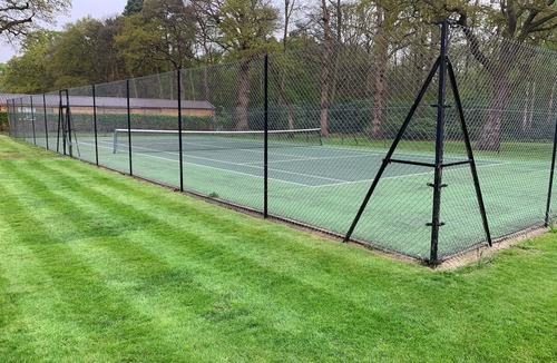 Guildford Apartment | Pool House Whitmoor Farm