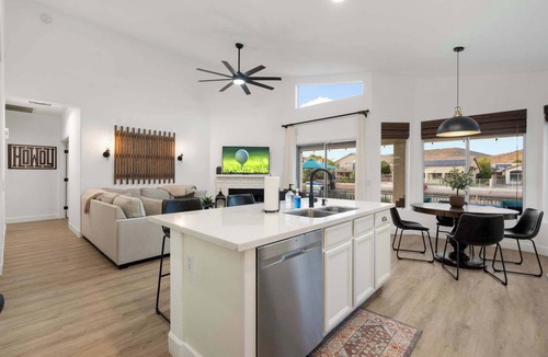 Arrowhead Lakes House | Pool| Lake Views |Private Dock |Paddleboat |Oasis
