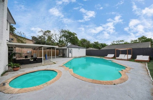 Meadows Place House | *Pool | Modern Escape with Chic Vibes