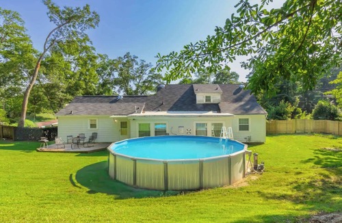 Columbus House | Pool! Near Fort Moore & Downtown - Our White House