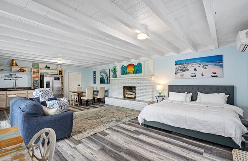 Daytona Beach House | Pool Oasis w/Guest Cottage 2 Blocks from Beach