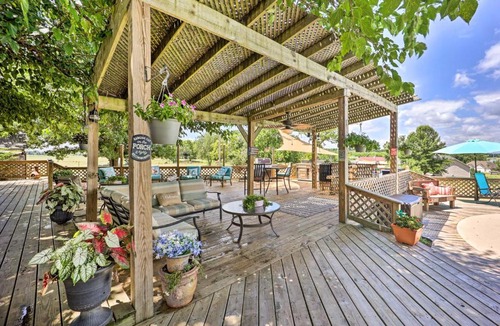 Grove House | Pool & Outdoor Kitchen: Grand Lake Getaway!